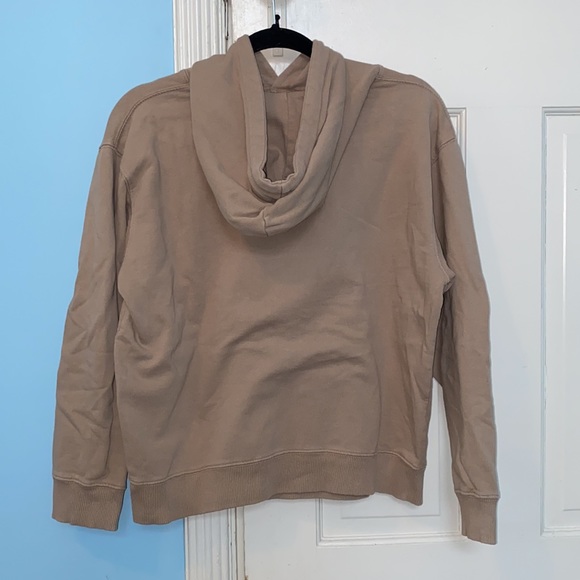 brandy melville sweatshirt - Picture 2 of 2